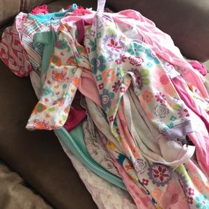 18 Baby girl sleepers